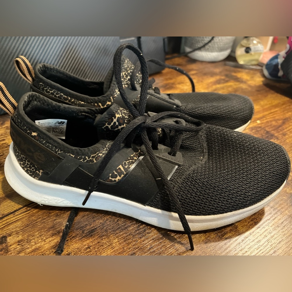 GUC New Balance Tennis Shoes